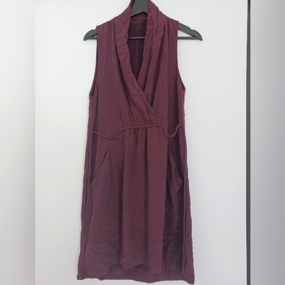 Wedding graduation party work formal aritzia babaton burgundy red medium dress - Picture 2 of 3